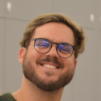 Gulyás Barnabás